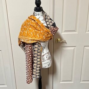 Multicolor Patterned Reversible Kantha Scarf